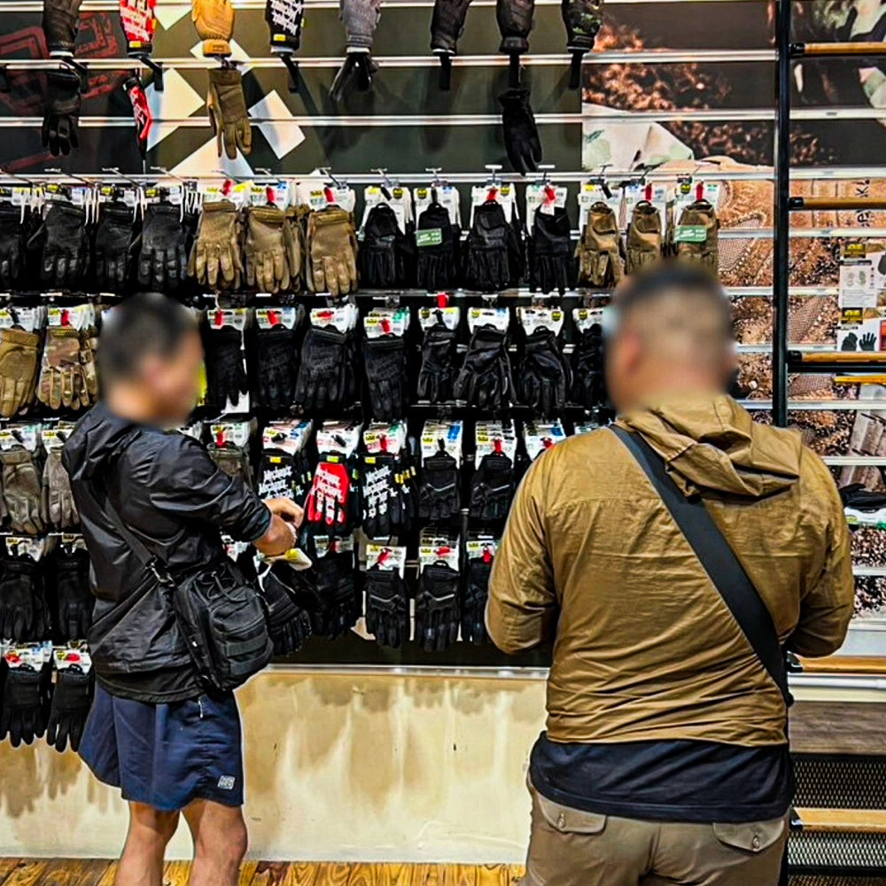 Customers make purchases in-store Valor Tactical Store ร้าน เวเลอร์ แทคติคอล 04